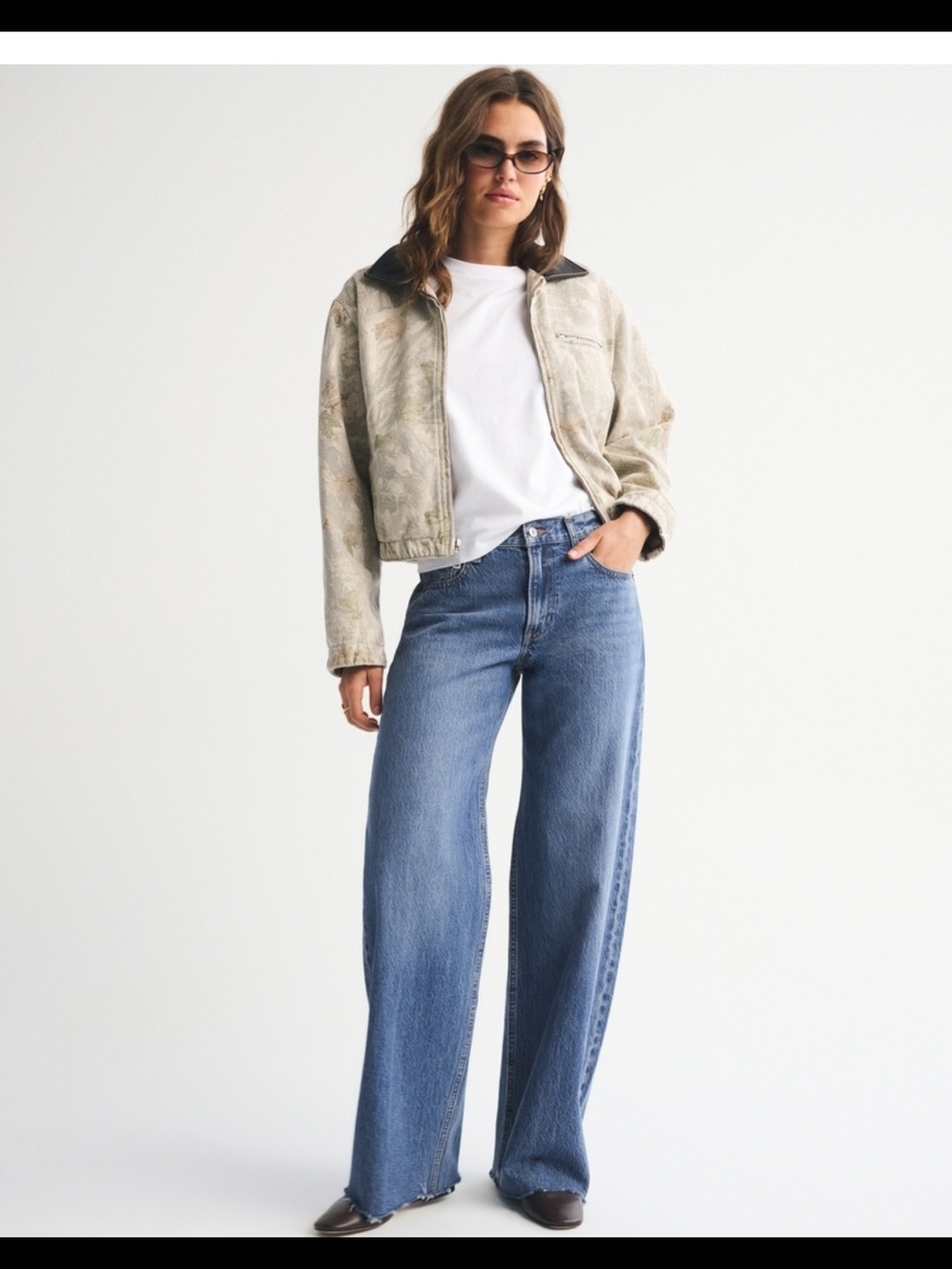 Abercrombie & Fitch The Ultra Loose Low Rise Denim